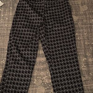 Black and white print H&M Pants size 4 kids.